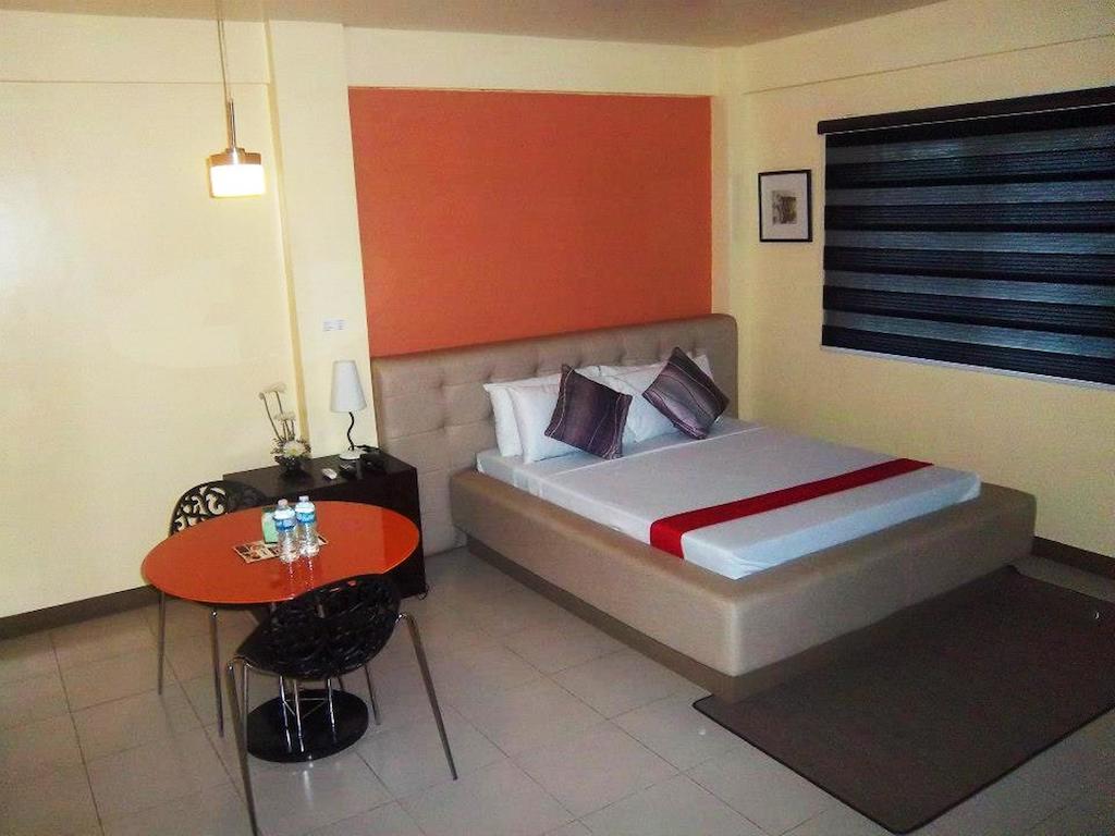 Hotel Cara Lipa City Oda fotoğraf