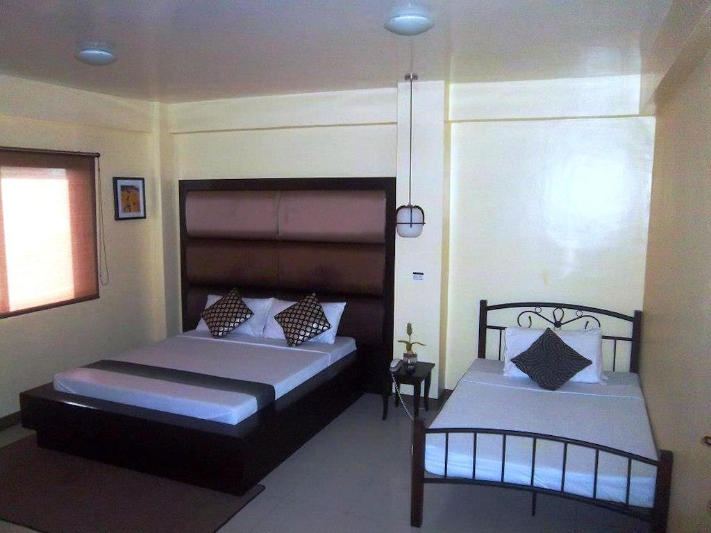 Hotel Cara Lipa City Oda fotoğraf